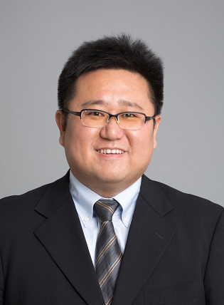 杨湛