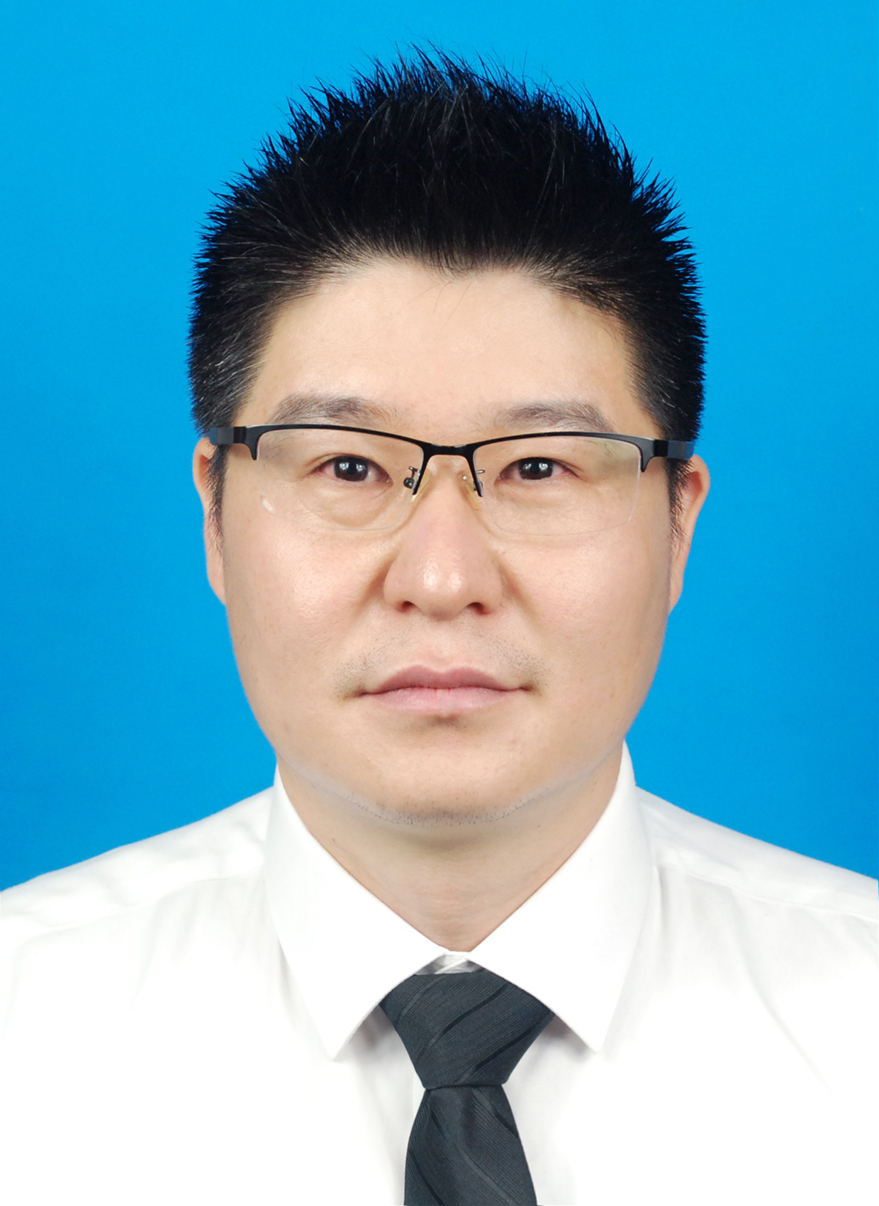 张庭
