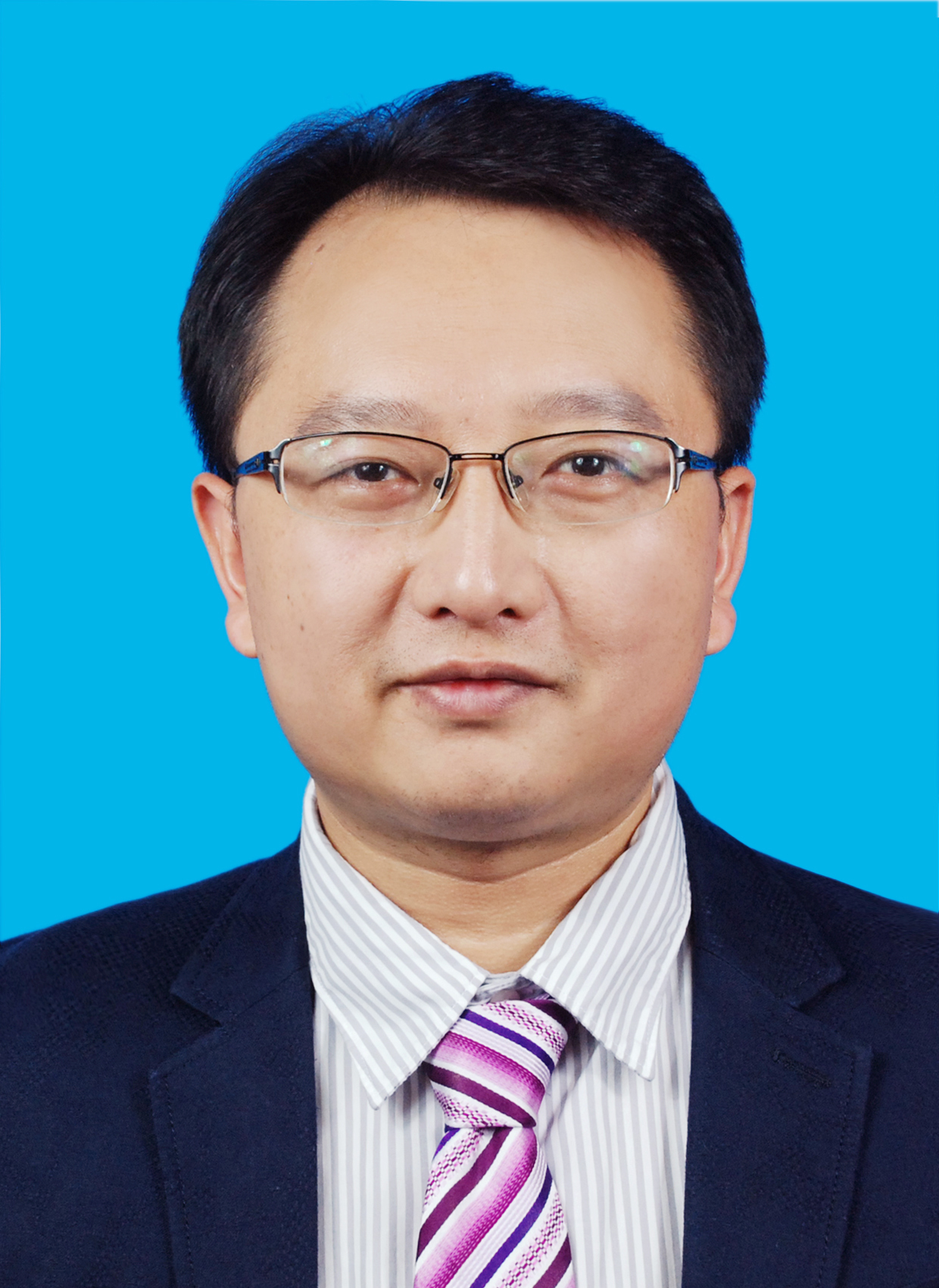潘明强